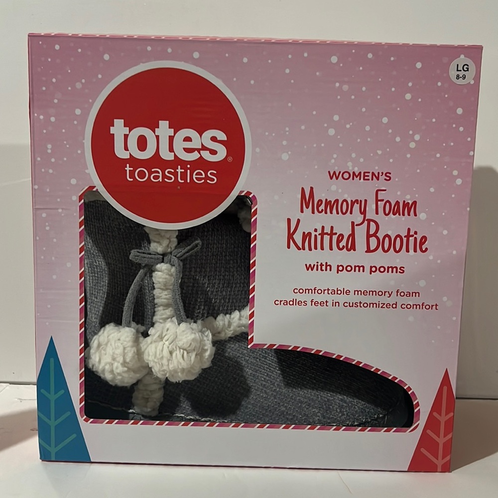 NEW Cozy Boot Slippers with Pom Poms Lounge House Slippers - Size 8/9 Totes Shoe